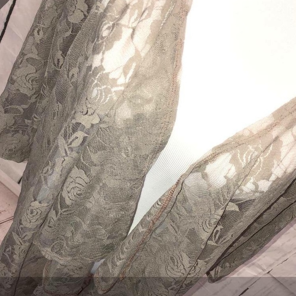 Lularoe Lace Shirley Kimono